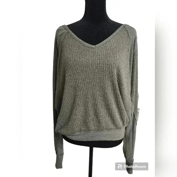 Free People We The Free Santa Clara Green V Neck Ribbed Thermal Top Size Small - Picture 5 of 8